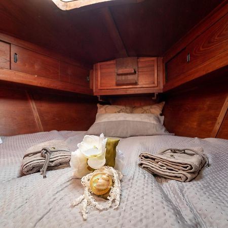 Quo Vadis Yacht Hotel Bari Eksteriør billede