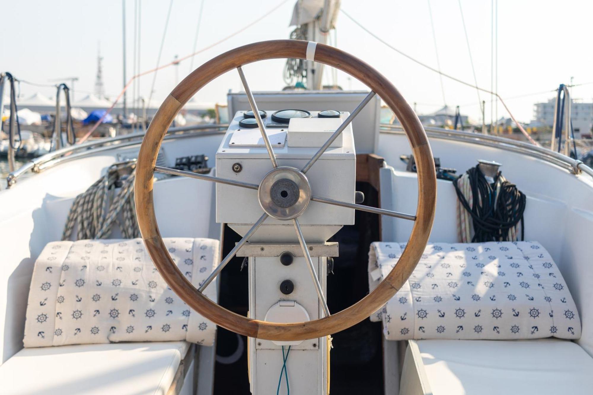 Quo Vadis Yacht Hotel Bari Eksteriør billede